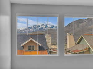Interior details with a mountain view