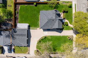 Aerial view of property and surrounding area
