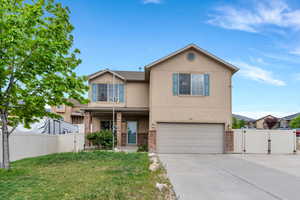 Two level home in Saratoga Springs