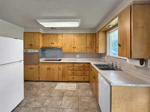 Photo 4 of 5055 S 2325 W