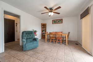 Photo 10 of 825 W ARAPAHOE AVE