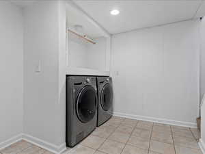 Photo 18 of 2237 S BROADMOOR ST