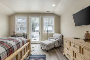 Photo 18 of 121  DALY AVE
