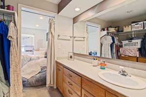 Ensuite bathroom with vanity