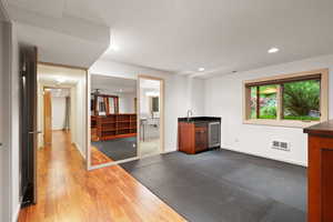 Photo 43 of 1728  WHISPERING OAKS DR
