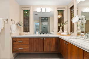 Photo 34 of 1728  WHISPERING OAKS DR