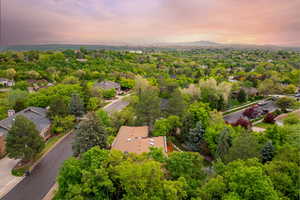 Photo 66 of 1728  WHISPERING OAKS DR