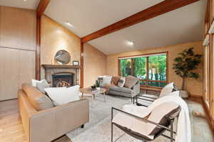 Photo 10 of 1728  WHISPERING OAKS DR