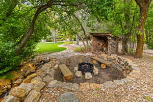 Photo 57 of 1728  WHISPERING OAKS DR