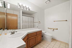 Photo 40 of 1728  WHISPERING OAKS DR