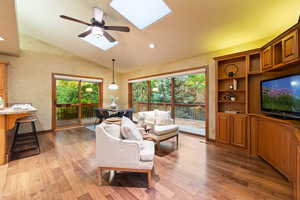 Photo 25 of 1728  WHISPERING OAKS DR
