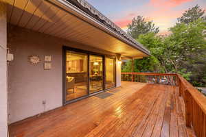 Photo 52 of 1728  WHISPERING OAKS DR