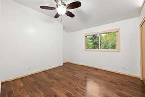 Photo 38 of 1728  WHISPERING OAKS DR