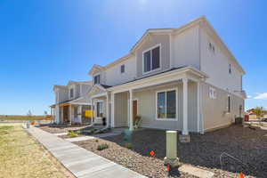 Photo 2 of 351 N RIVERSIDE DR #978