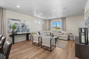 Photo 5 of 351 N RIVERSIDE DR #978