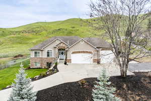 Photo 1 of 4248 N SEGO LILY RD