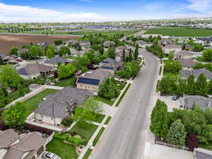 Photo 34 of 305 N COLD CREEK WAY
