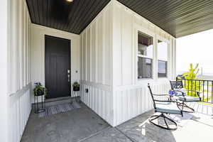 Photo 61 of 1364 E TALBOT DR