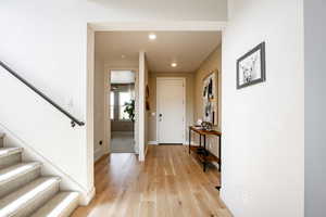 Photo 13 of 1364 E TALBOT DR