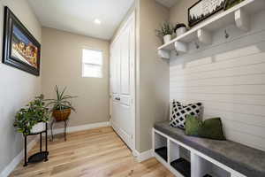 Photo 27 of 1364 E TALBOT DR