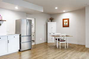 Photo 51 of 1364 E TALBOT DR