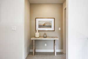 Photo 35 of 1364 E TALBOT DR