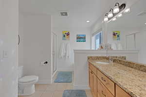 Spacious Grand Bathroom