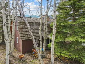 View of home's exterior