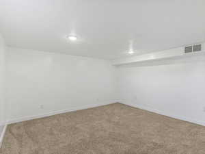 Photo 35 of 1333 W GENTILE ST