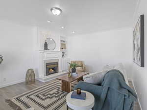 Photo 10 of 1333 W GENTILE ST