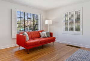 Photo 6 of 1674 E GARFIELD AVE