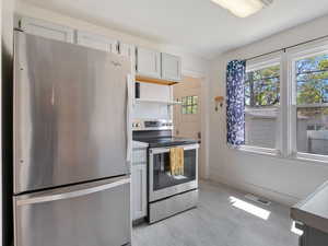 Photo 7 of 1674 E GARFIELD AVE
