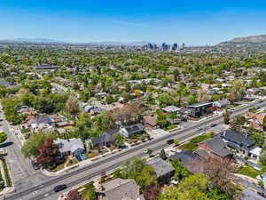Aerial view with a mountain view and a residential view