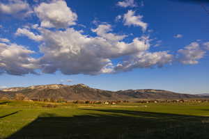 Mountain view to the East.