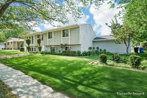 Photo 5 of 2694 E BENGAL BLVD