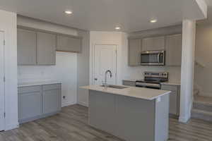 (Photo of like floorplan with similar finishes, options & finishes may vary)
