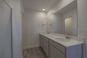 (Photo of like floorplan with similar finishes, options & finishes may vary)