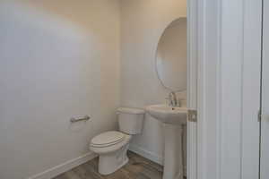 (Photo of like floorplan with similar finishes, options & finishes may vary)