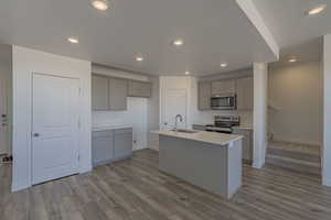 (Photo of like floorplan with similar finishes, options & finishes may vary)