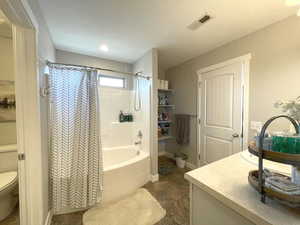 Master Bath with shelving