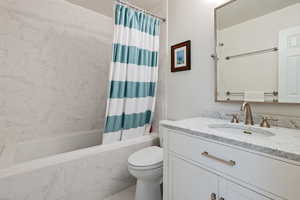 Photo 18 of 2135 E WORCHESTER DR