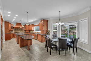 Kitchen Dining area kitchen with large island space.