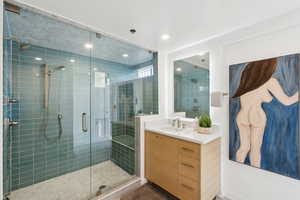 Photo 17 of 159 W BROADWAY  #409