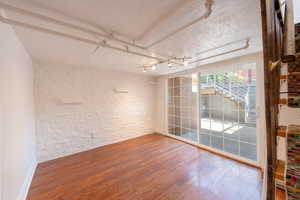 Photo 19 of 278 N K ST