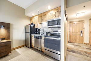 Photo 3 of 3855 N GRAND SUMMIT DR #218 Q1