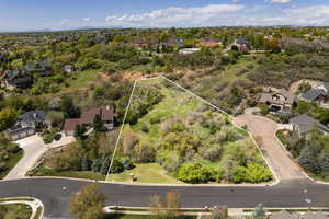 Photo 2 of 2141 E OAK LN