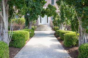 View of home's community