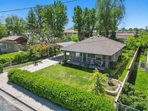 Photo 42 of 370 E LAMBOURNE AVE