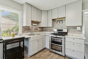 Photo 11 of 370 E LAMBOURNE AVE