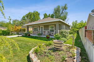Photo 2 of 370 E LAMBOURNE AVE